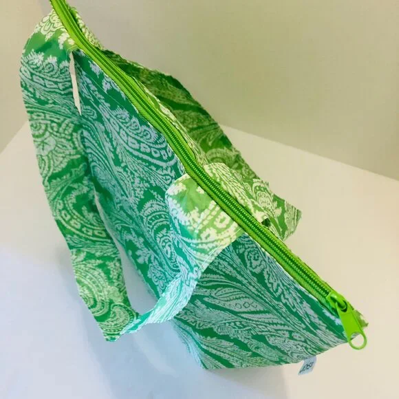 NWOT SACHI Insulated Foldable Market Tote Bag with Pouch Zip Green Paisley - Picture 3 of 16